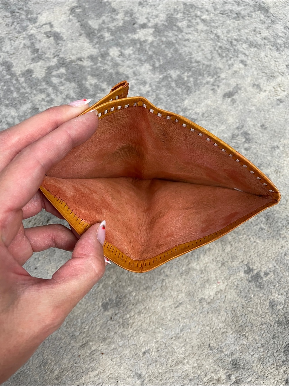 Vintage Leather Bifold 22 Carats Florentine Wallet Bohemian - Picture 8 of 12